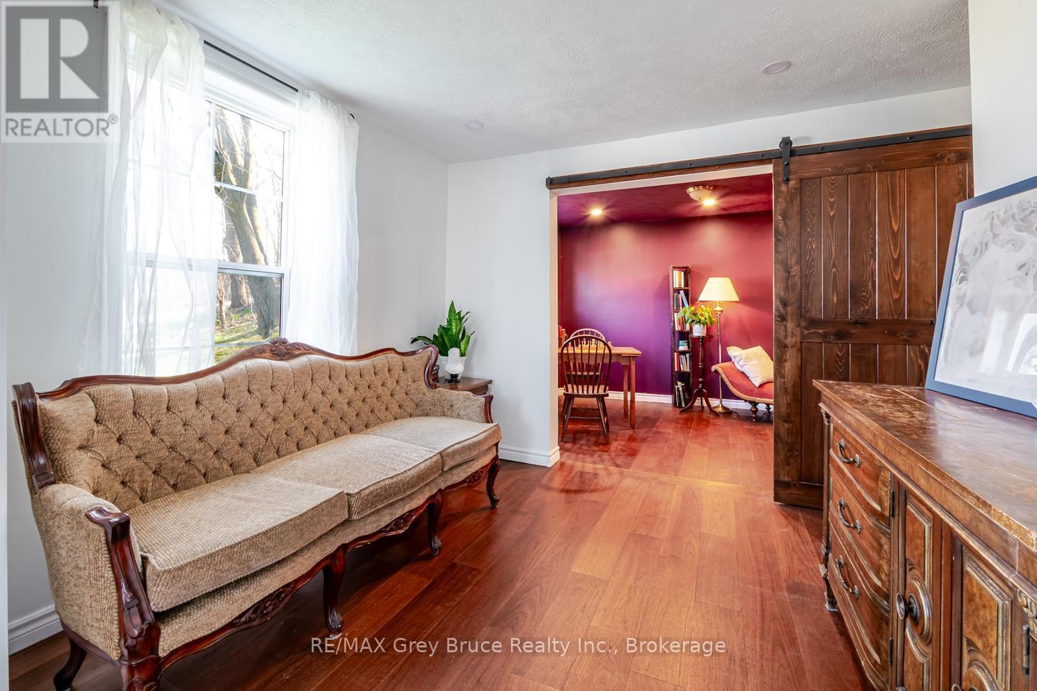 735 5th Avenue E, Owen Sound, Ontario  N4K 2R7 - Photo 8 - X13046584