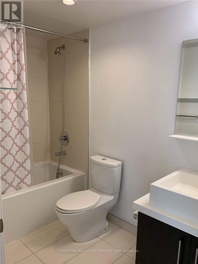 1111 - 1080 Bay Street, Toronto, Ontario  M5S 0A5 - Photo 12 - C13046554