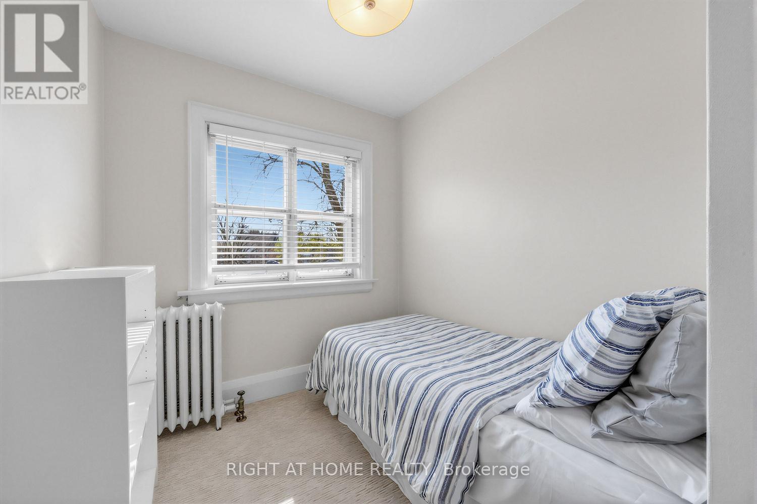 26 Maryland Boulevard, Toronto, Ontario  M4C 5C9 - Photo 22 - E13046576