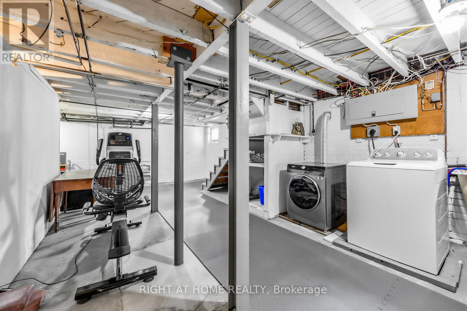 26 Maryland Boulevard, Toronto, Ontario  M4C 5C9 - Photo 27 - E13046576