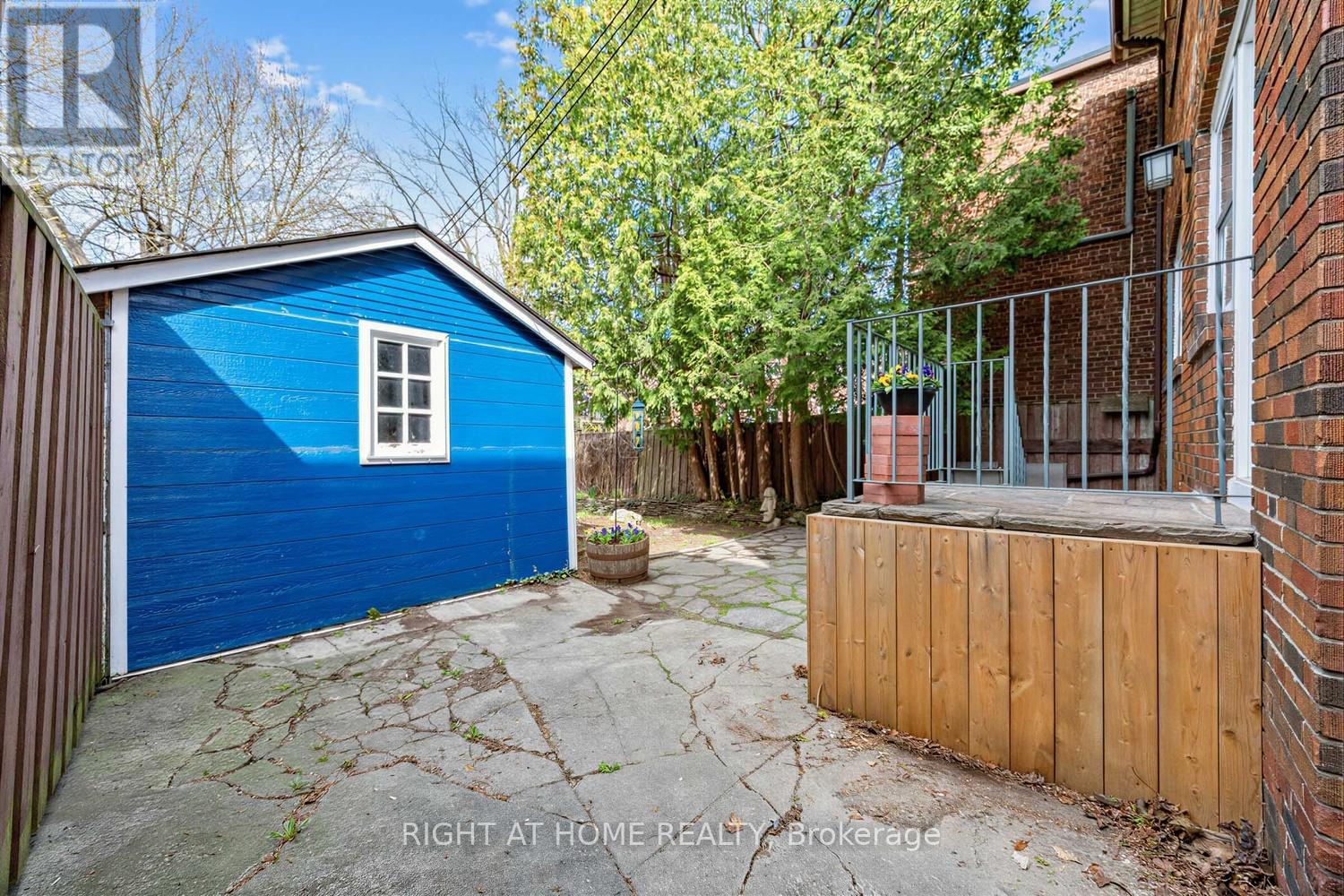 26 Maryland Boulevard, Toronto, Ontario  M4C 5C9 - Photo 40 - E13046576