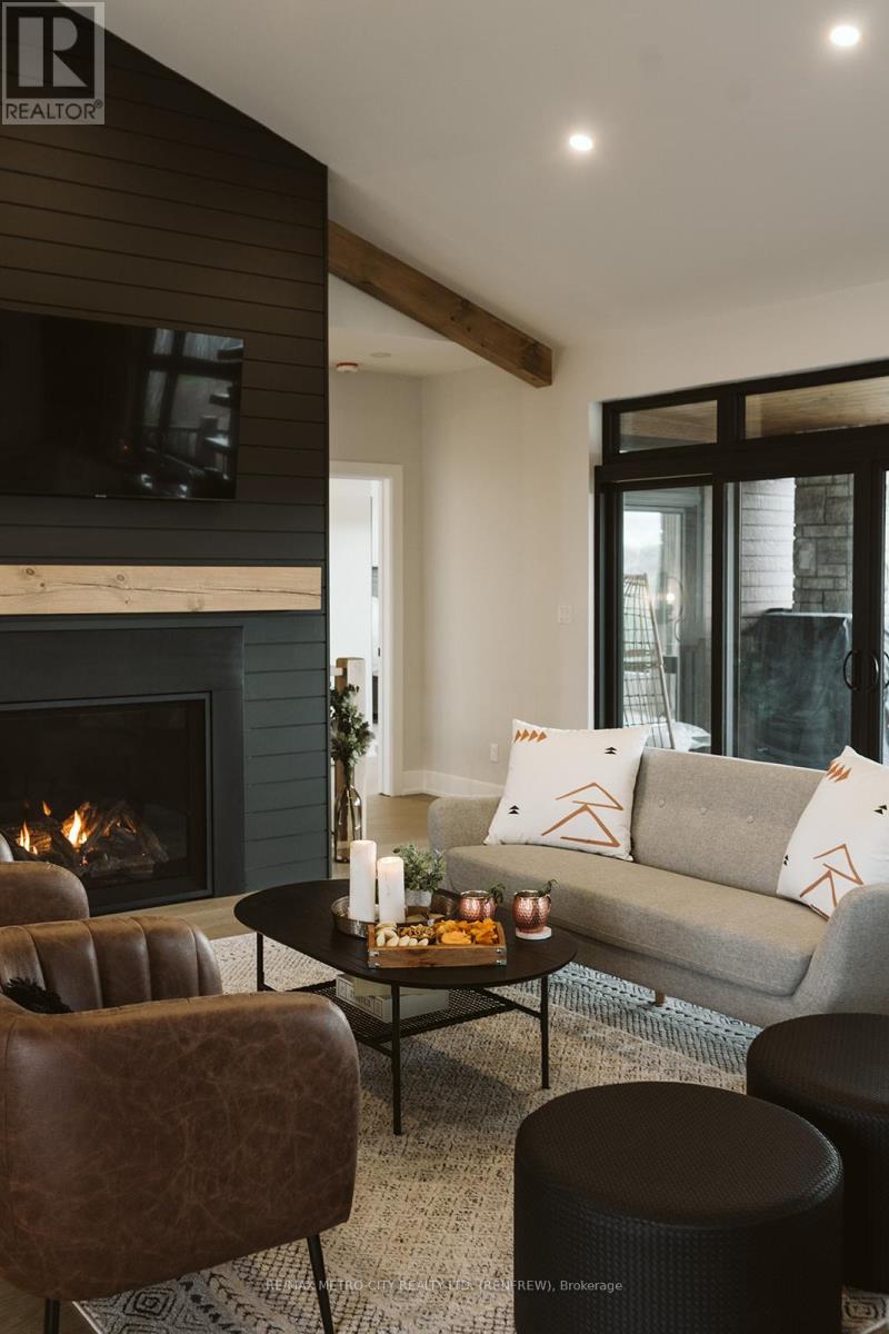 98 Spindle Drift Court, Greater Madawaska, Ontario  K0J 1H0 - Photo 11 - X13034396