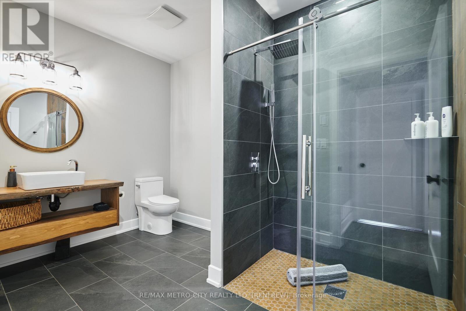 98 Spindle Drift Court, Greater Madawaska, Ontario  K0J 1H0 - Photo 35 - X13034396