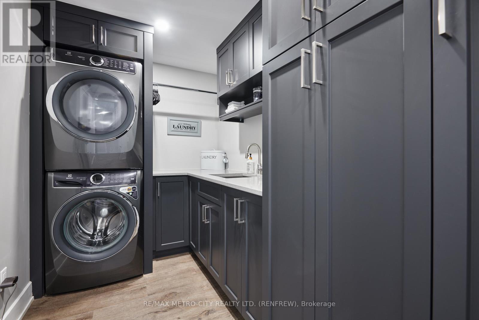 98 Spindle Drift Court, Greater Madawaska, Ontario  K0J 1H0 - Photo 36 - X13034396