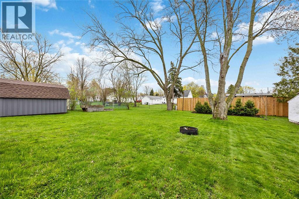 570 Niagara Street, Plympton-Wyoming, Ontario  N0N 1T0 - Photo 44 - 26009185