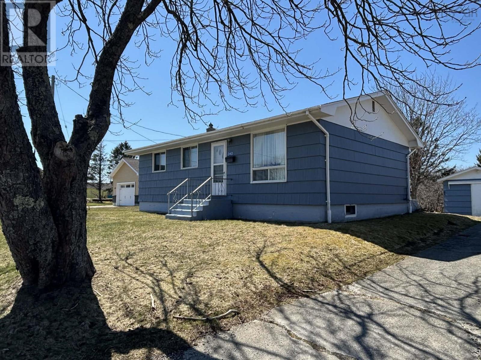 240 Pleasant Street, Yarmouth, Nova Scotia