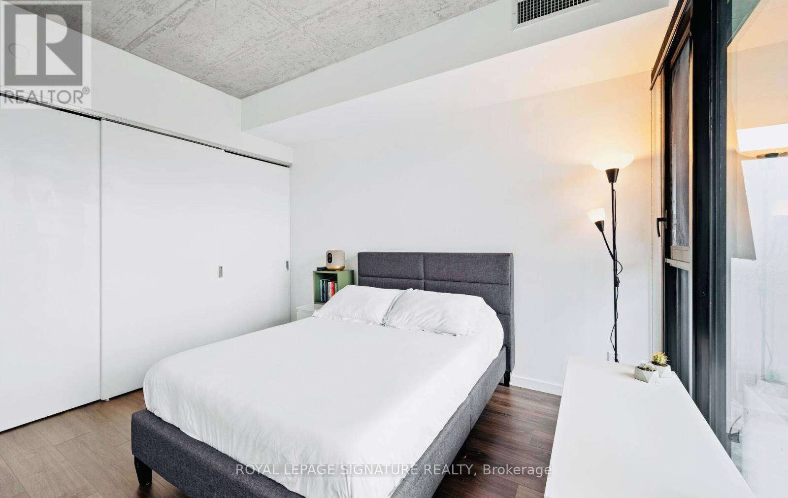 411 - 7 Smith Crescent, Toronto, Ontario  M8Z 0G3 - Photo 13 - W13046582