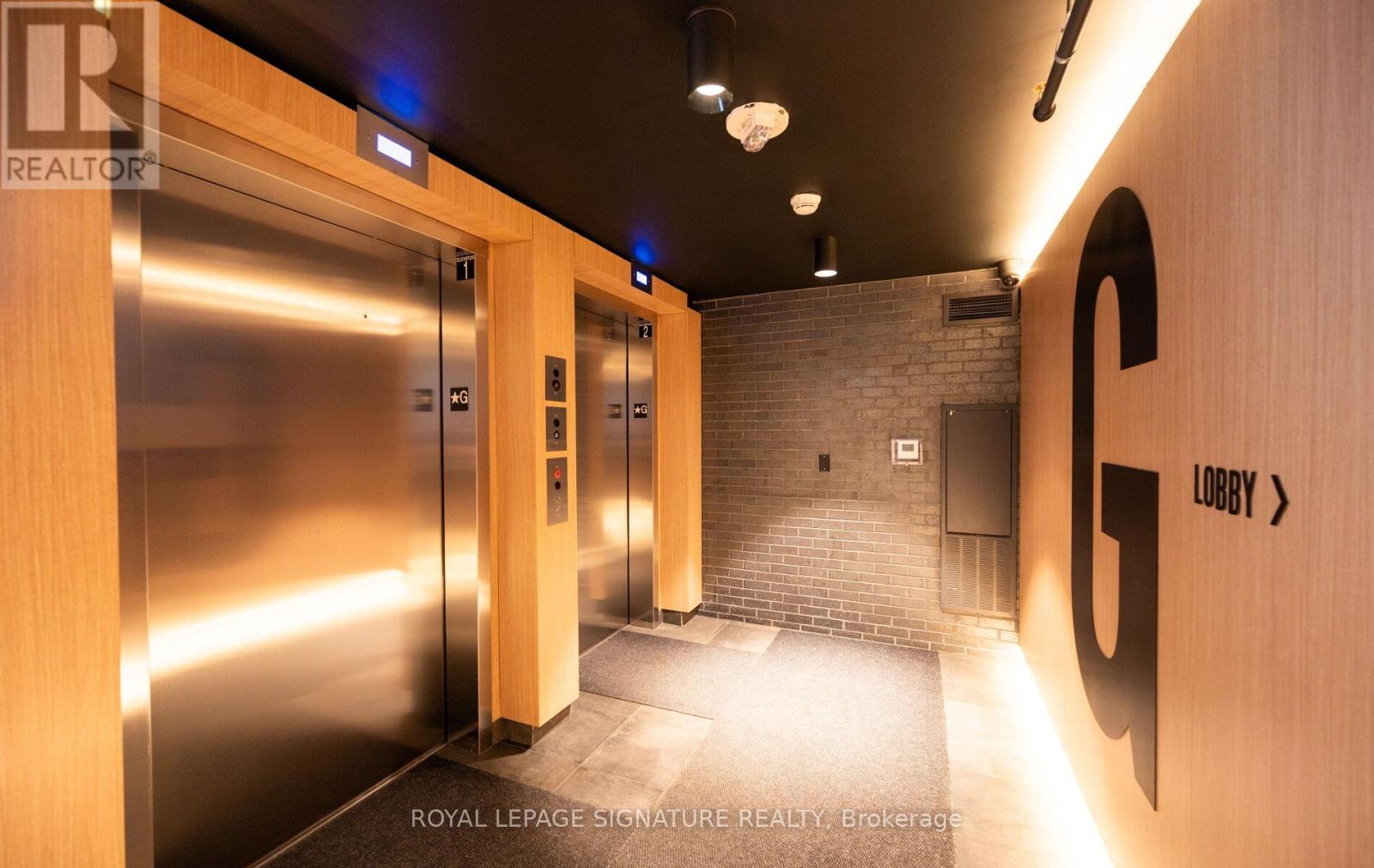 411 - 7 Smith Crescent, Toronto, Ontario  M8Z 0G3 - Photo 3 - W13046582