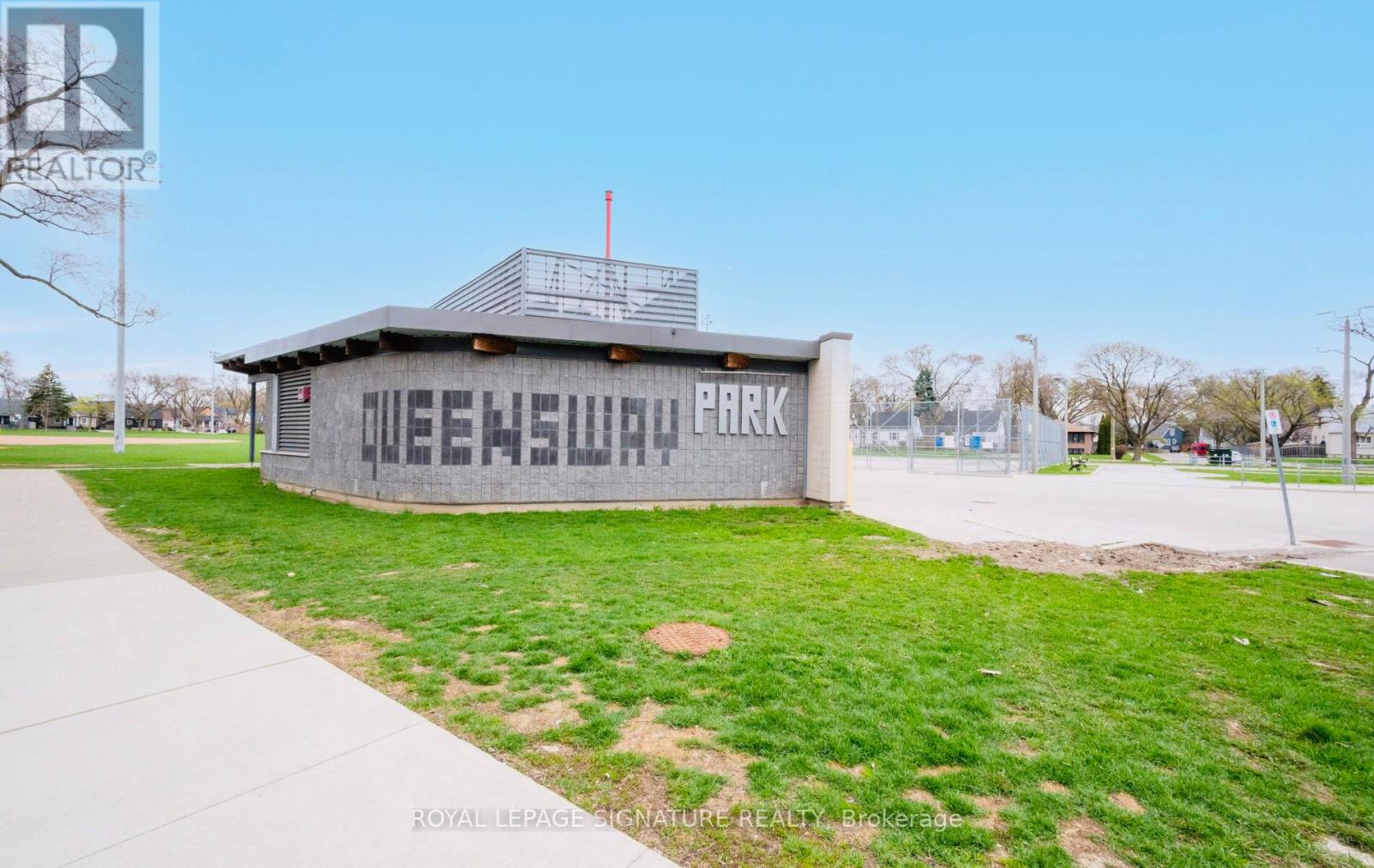 411 - 7 Smith Crescent, Toronto, Ontario  M8Z 0G3 - Photo 30 - W13046582