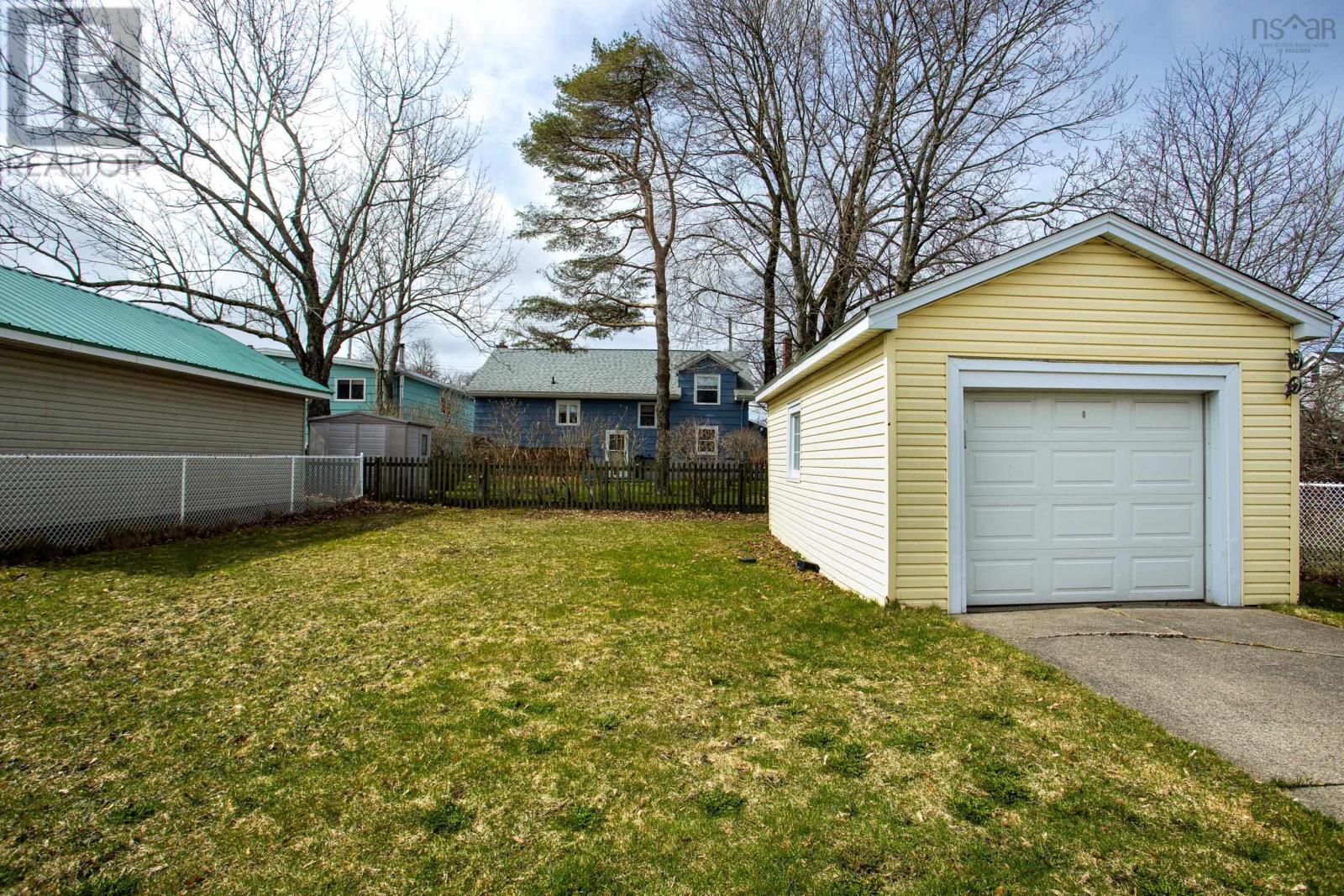 3058 Connaught Avenue, Halifax, Nova Scotia  B3L 3A4 - Photo 12 - 202608661