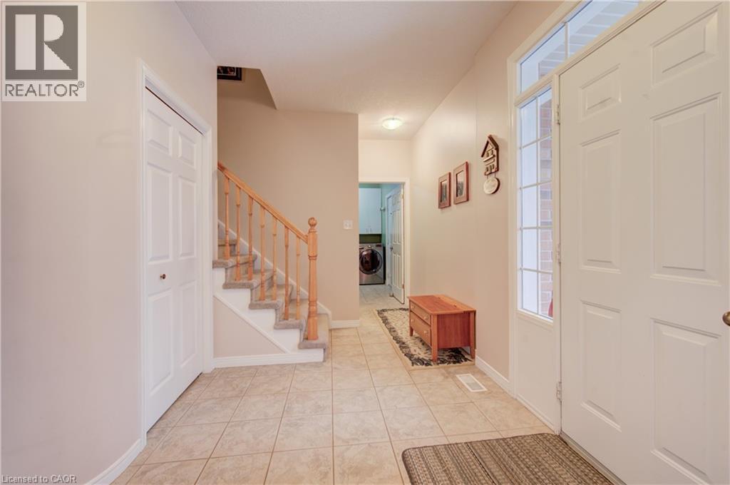 11 Carolinian Lane, Cambridge, Ontario  N1S 5B5 - Photo 7 - 40807245