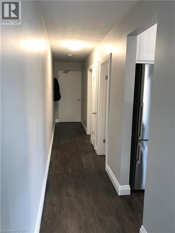 273 Lakeshore Road E Unit# 1, Mississauga, Ontario  L5G 1G8 - Photo 4 - 40824250