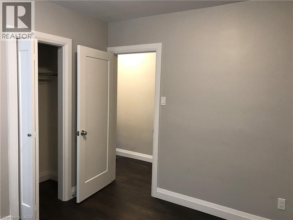 273 Lakeshore Road E Unit# 1, Mississauga, Ontario  L5G 1G8 - Photo 6 - 40824250
