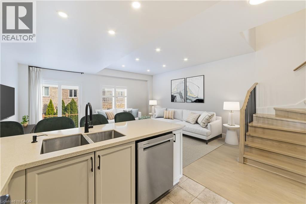 92 Benziger Lane, Stoney Creek, Ontario  L8E 6G5 - Photo 8 - 40823435