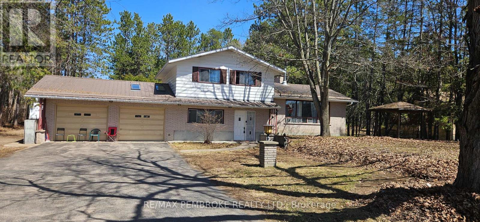 33698 Highway 17 Highway W, Deep River, Ontario  K0J 1P0 - Photo 2 - X12997862