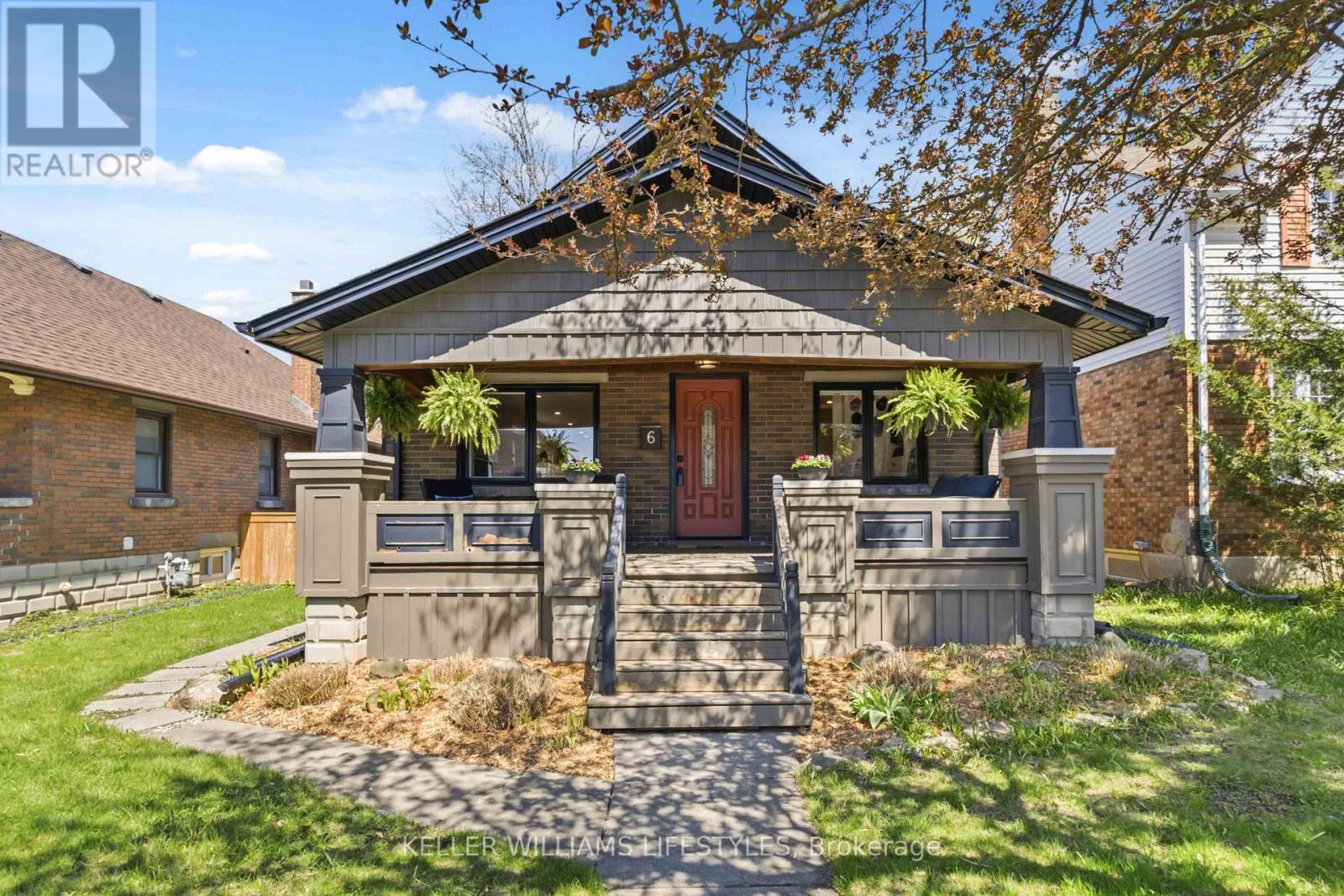 6 WINDSOR CRESCENT, London South, Ontario