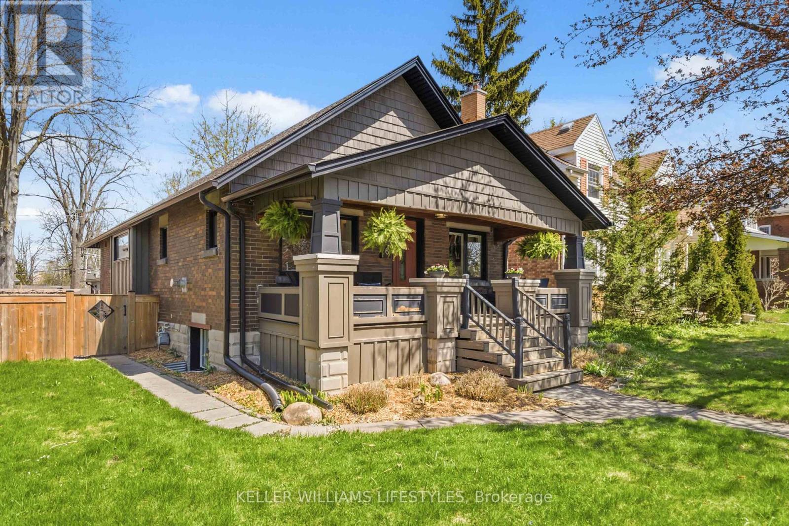 6 Windsor Crescent, London South, Ontario  N6C 1V7 - Photo 3 - X13046630