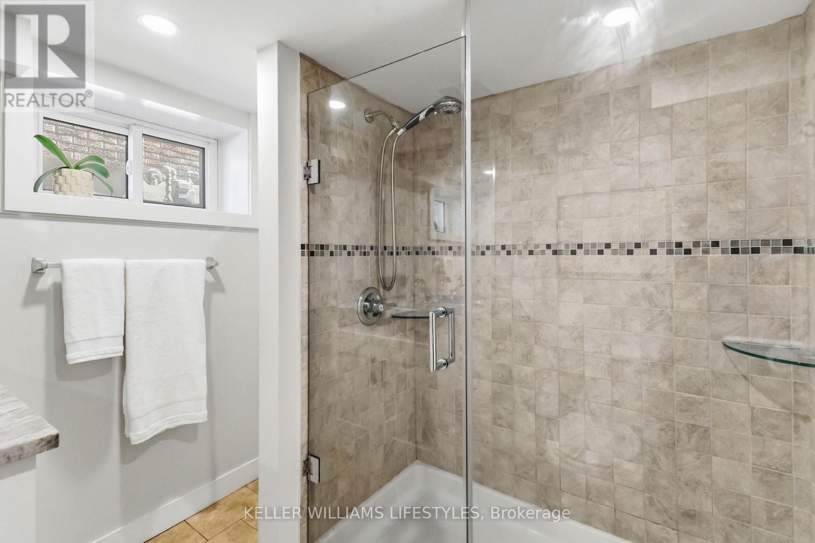 6 Windsor Crescent, London South, Ontario  N6C 1V7 - Photo 36 - X13046630