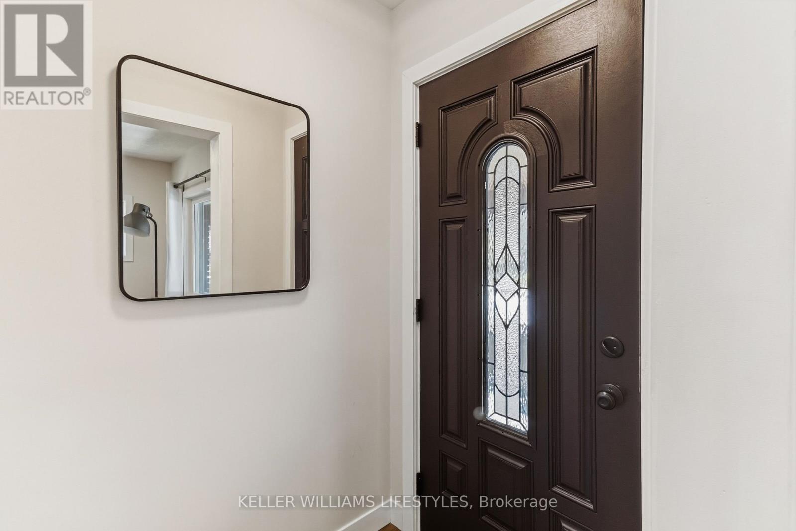 6 Windsor Crescent, London South, Ontario  N6C 1V7 - Photo 7 - X13046630