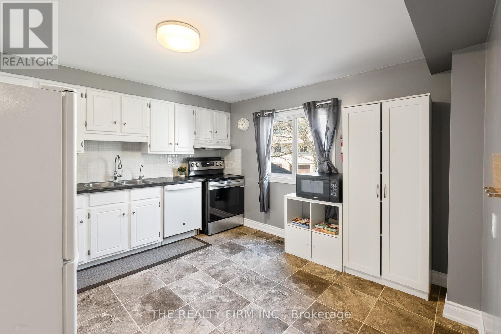 60 - 300 Sandringham Crescent, London South, Ontario  N6C 5B4 - Photo 12 - X13046644