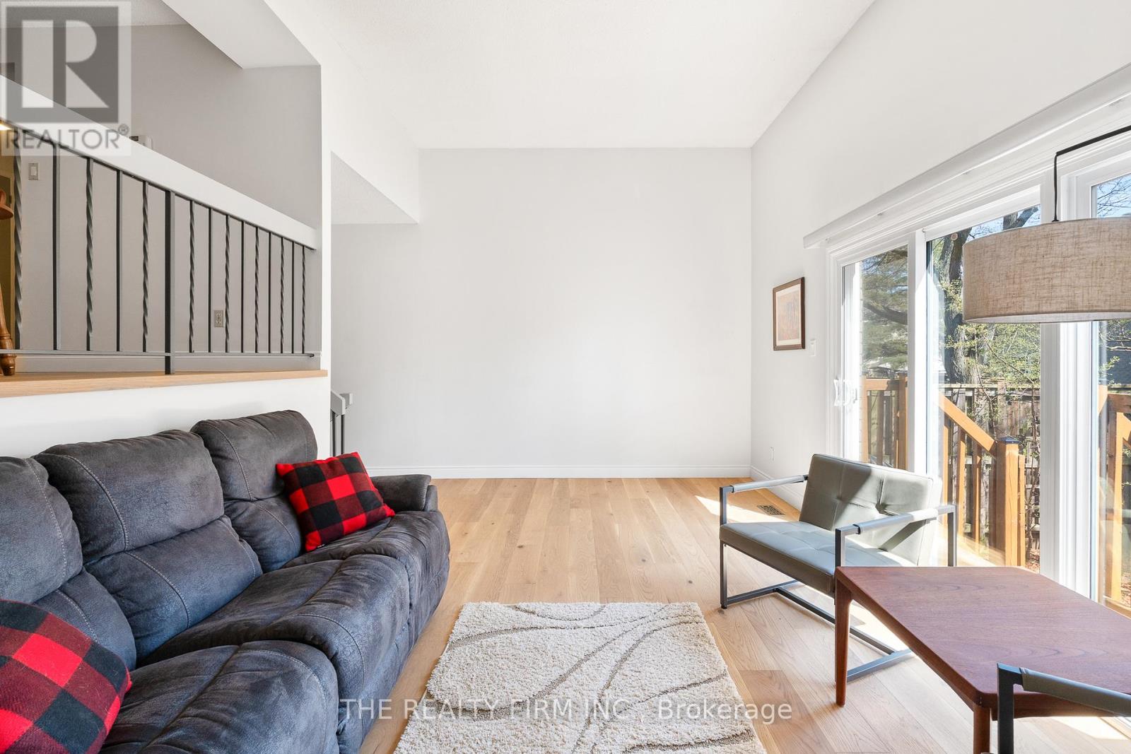 60 - 300 Sandringham Crescent, London South, Ontario  N6C 5B4 - Photo 8 - X13046644