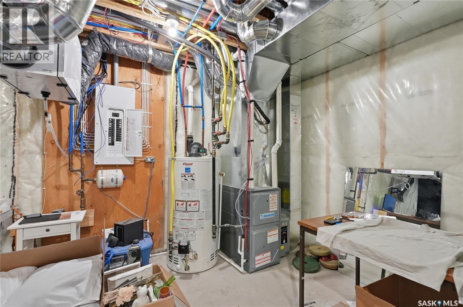 160 Thakur Street, Saskatoon, Saskatchewan  S7W 1C4 - Photo 43 - SK033772