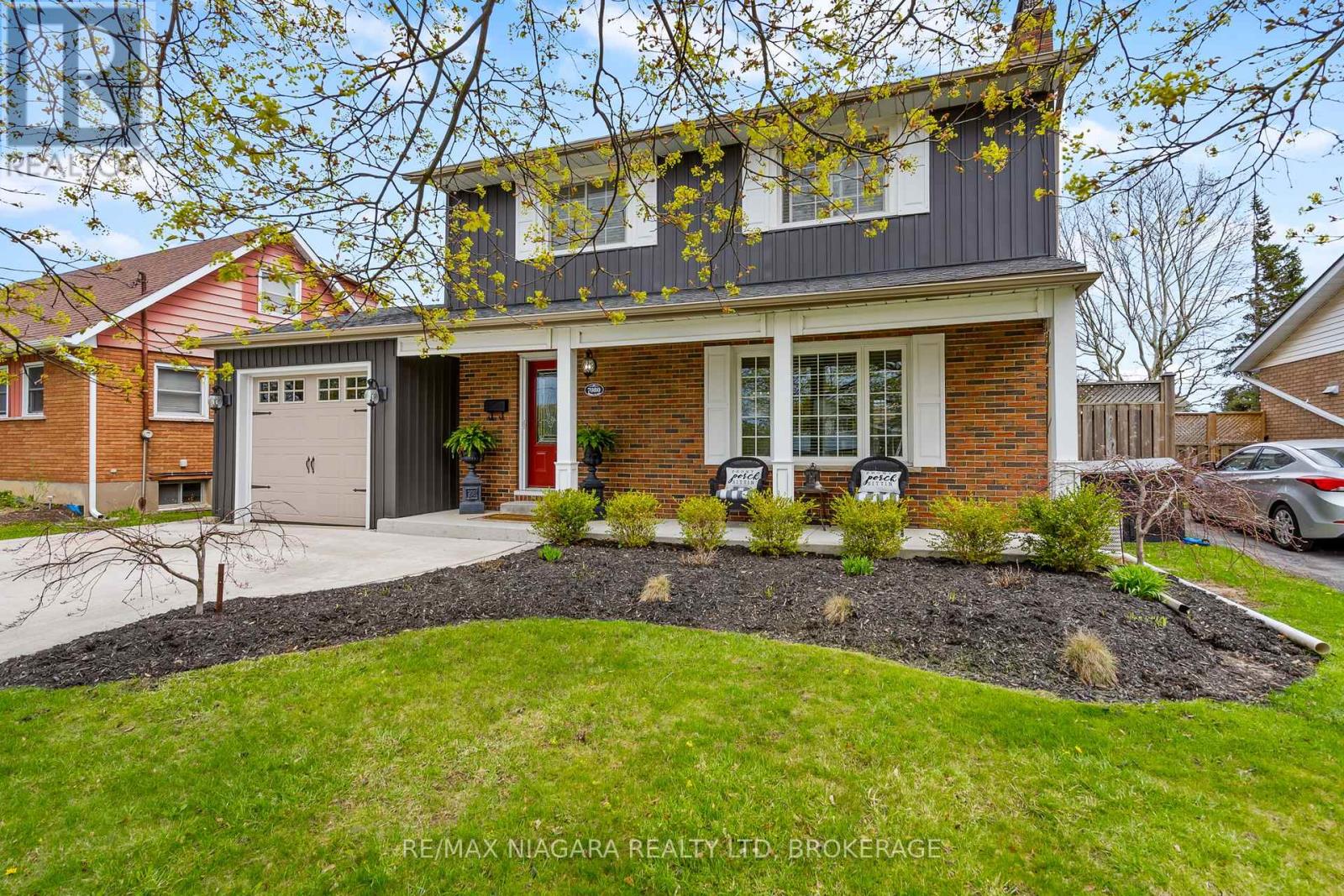 7080 Adams Avenue, Niagara Falls, Ontario  L2G 5G8 - Photo 2 - X13046608