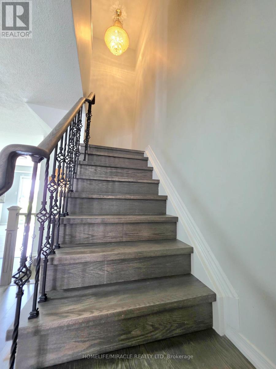 92 Zebra Trail, Brampton, Ontario  L6R 2J3 - Photo 34 - W13017542