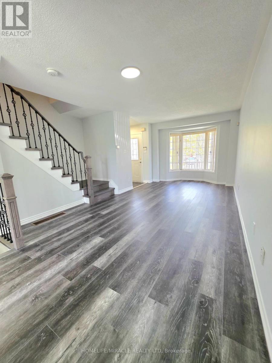 92 Zebra Trail, Brampton, Ontario  L6R 2J3 - Photo 3 - W13017542