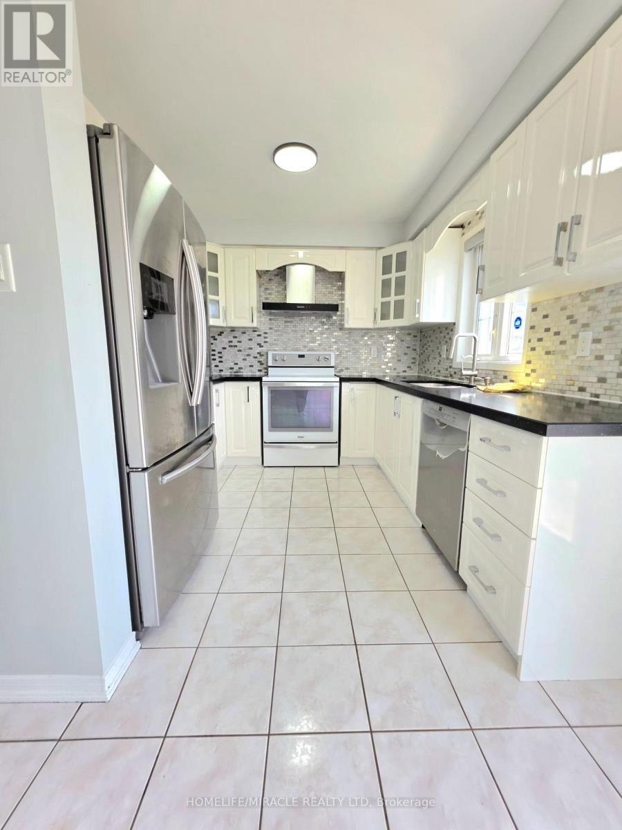 92 Zebra Trail, Brampton, Ontario  L6R 2J3 - Photo 4 - W13017542