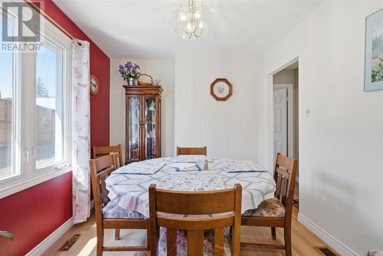 63 Lachance Pl, Elliot Lake, Ontario  P5A 3B9 - Photo 10 - SM260778