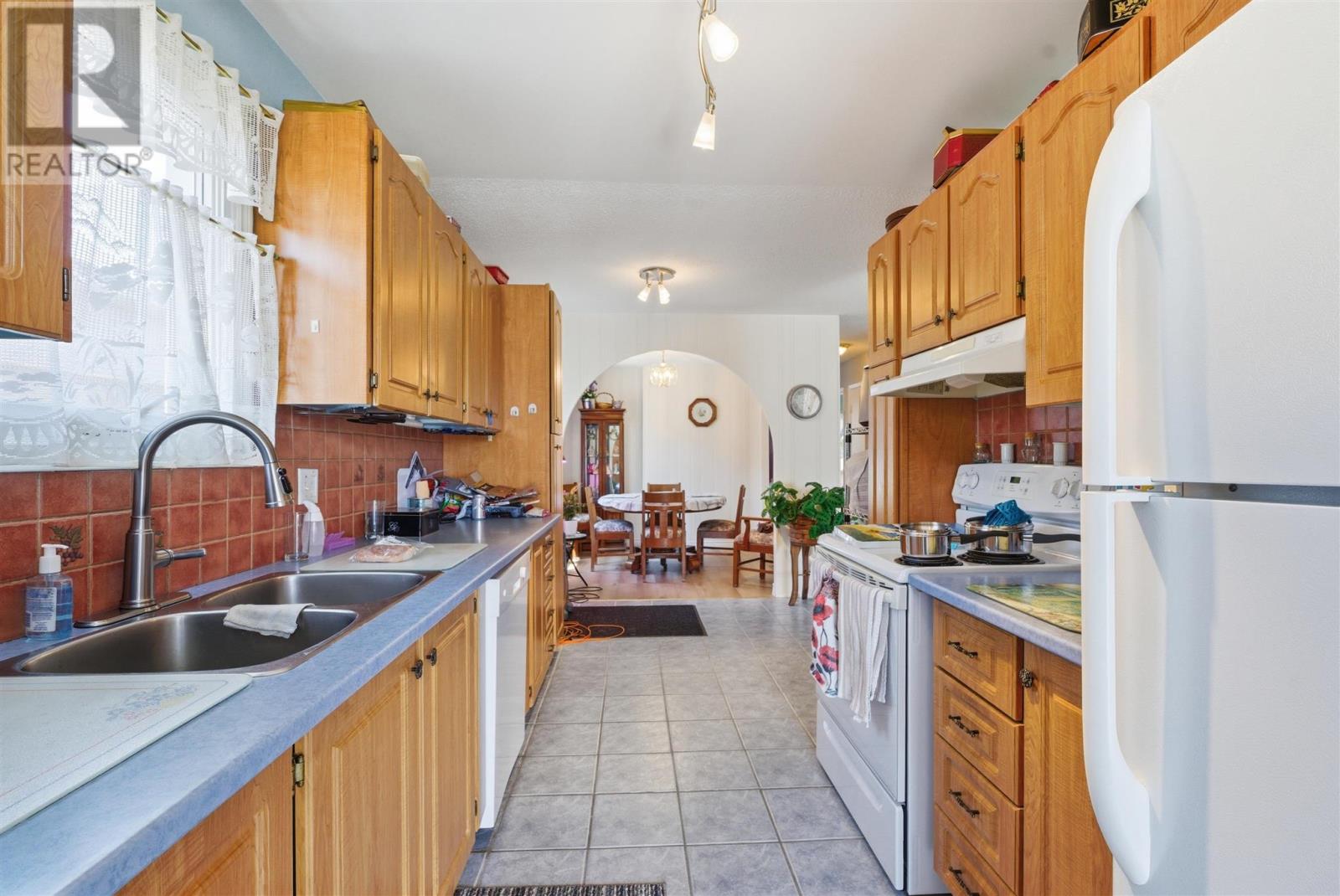 63 Lachance Pl, Elliot Lake, Ontario  P5A 3B9 - Photo 4 - SM260778