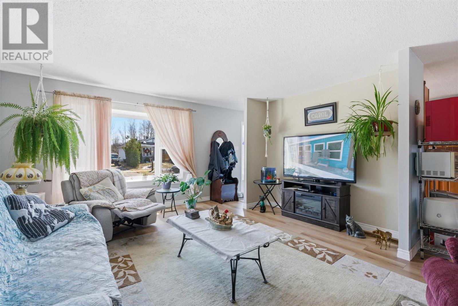 63 Lachance Pl, Elliot Lake, Ontario  P5A 3B9 - Photo 7 - SM260778