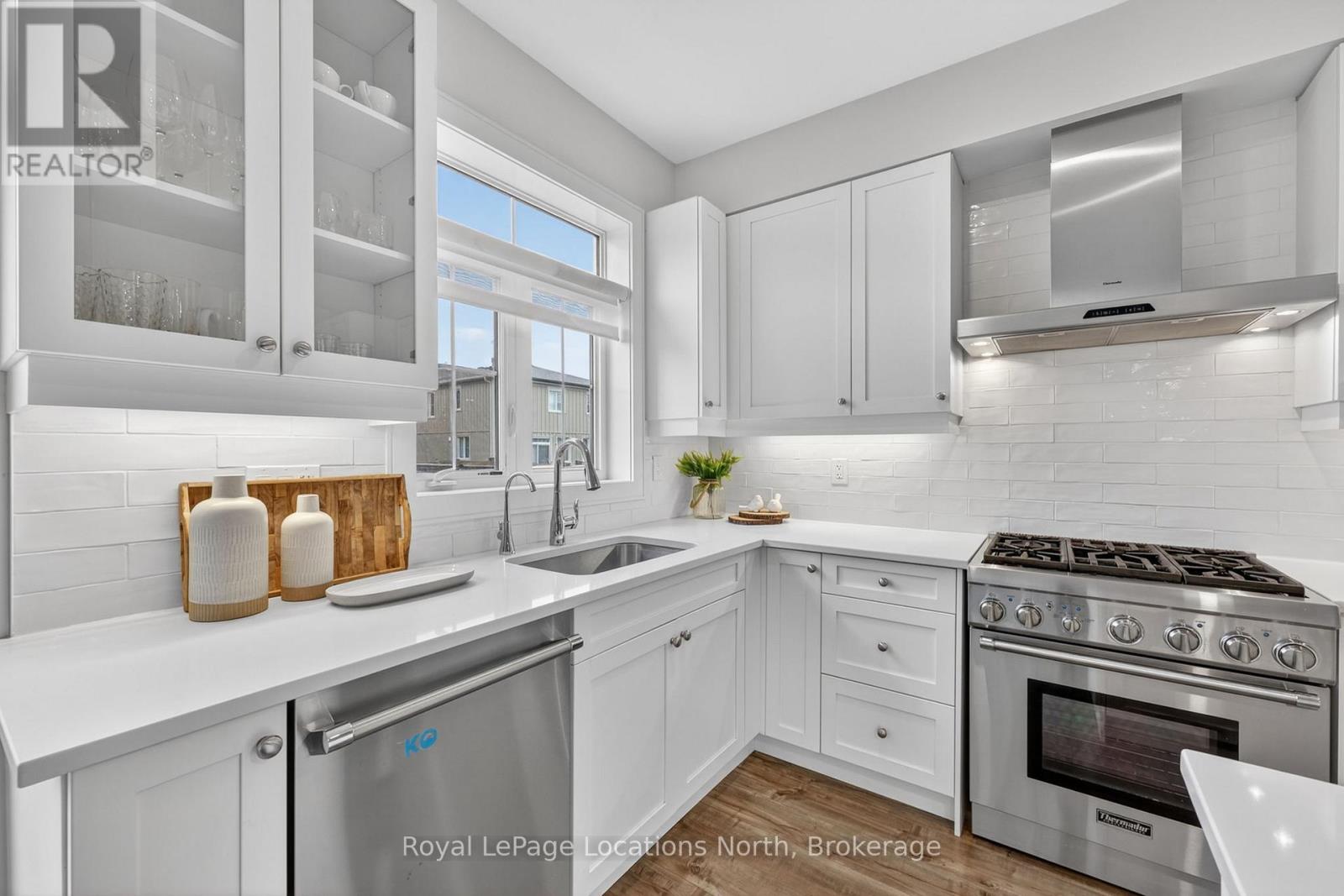 199 Yellow Birch Crescent, Blue Mountains, Ontario  L9Y 0Z3 - Photo 10 - X13046612