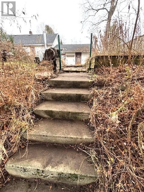 3 Anson Street, Minden Hills, Ontario  K0M 2K0 - Photo 7 - X13046670