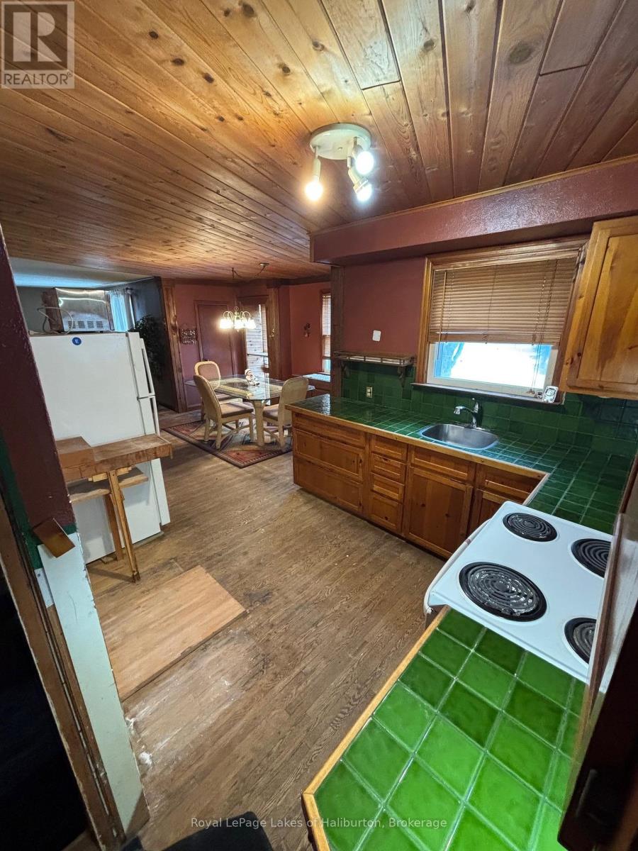 3 Anson Street, Minden Hills, Ontario  K0M 2K0 - Photo 8 - X13046670