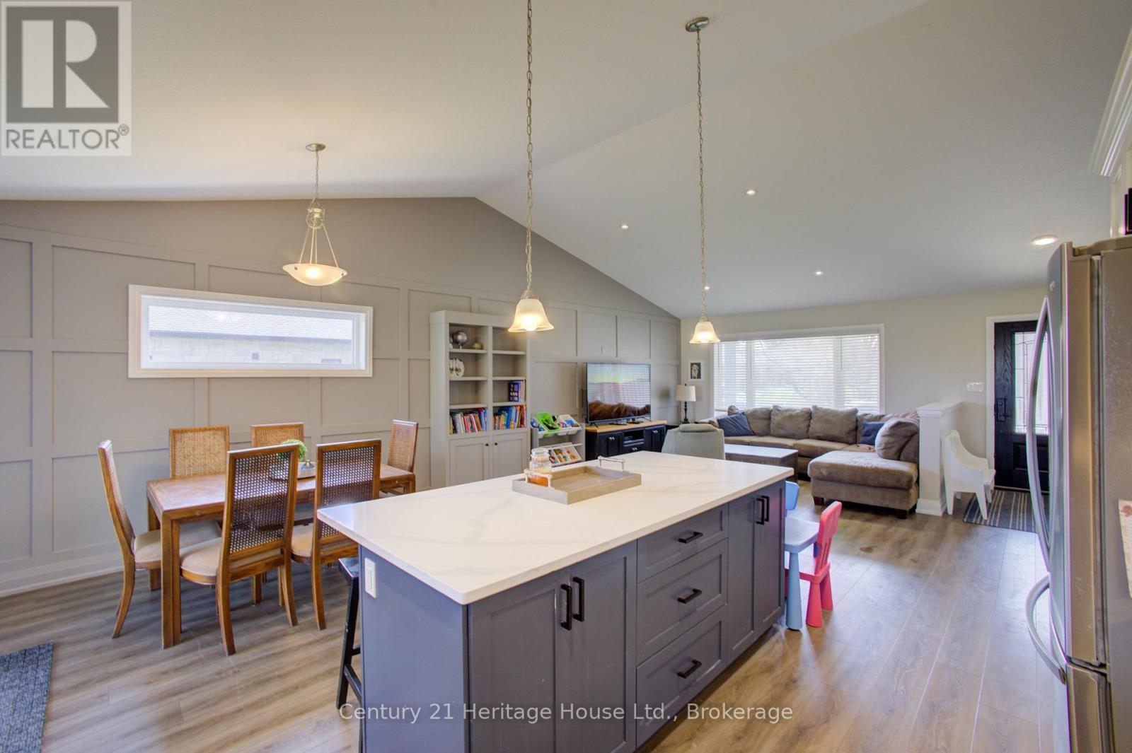 114 Jackson Street, West Grey, Ontario  N0G 1R0 - Photo 19 - X13046694