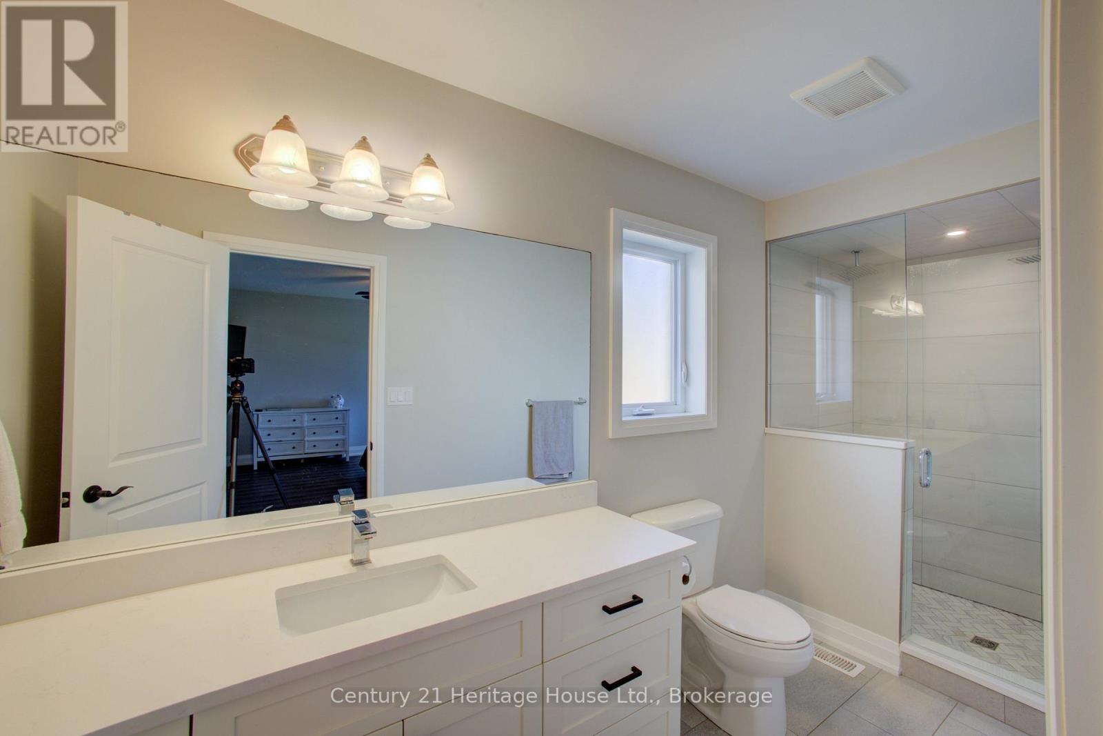 114 Jackson Street, West Grey, Ontario  N0G 1R0 - Photo 22 - X13046694