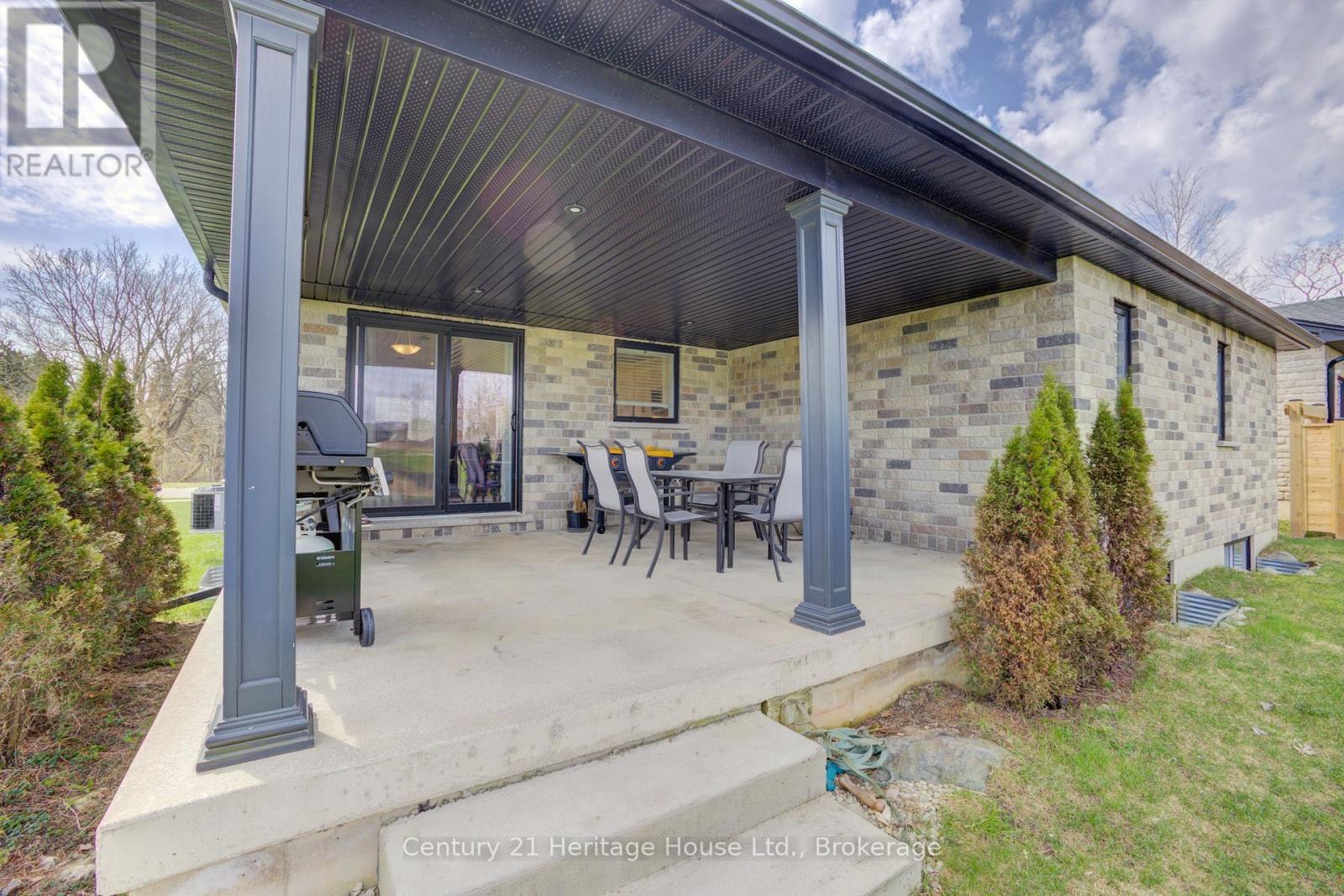 114 Jackson Street, West Grey, Ontario  N0G 1R0 - Photo 35 - X13046694