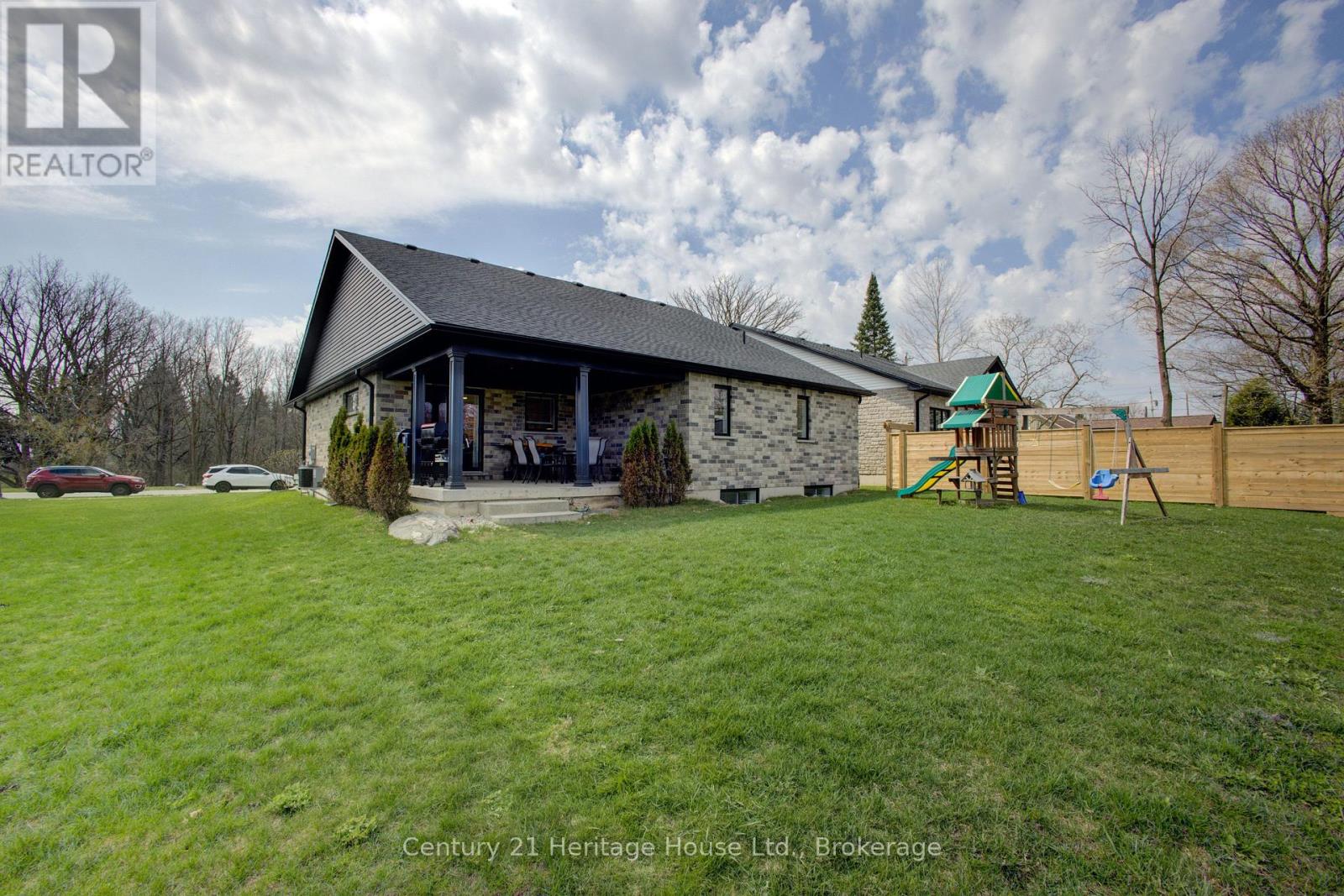 114 Jackson Street, West Grey, Ontario  N0G 1R0 - Photo 37 - X13046694