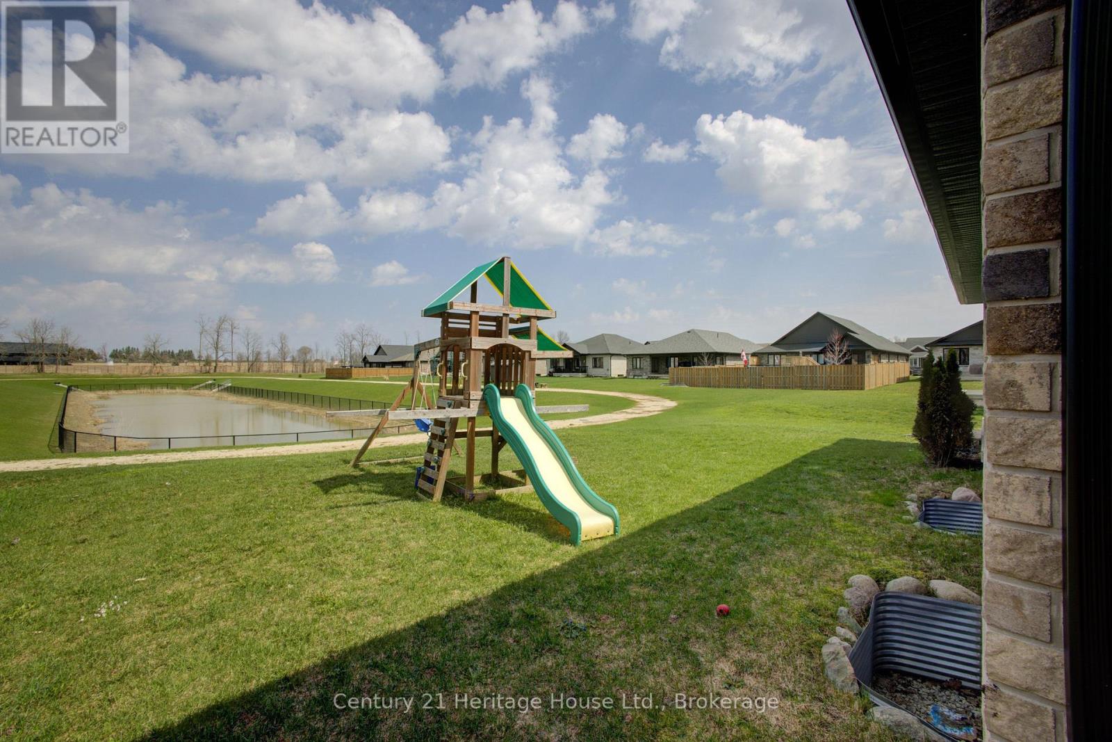 114 Jackson Street, West Grey, Ontario  N0G 1R0 - Photo 40 - X13046694