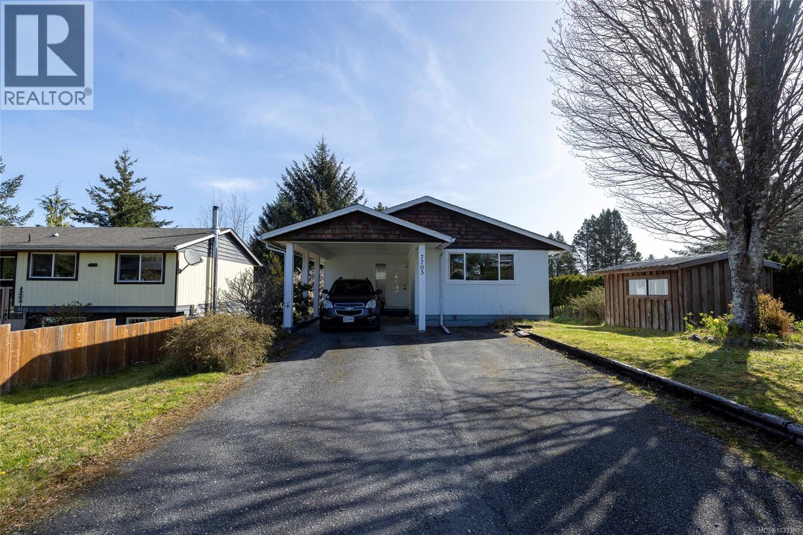 7705 Park Dr, Port Hardy, British Columbia
