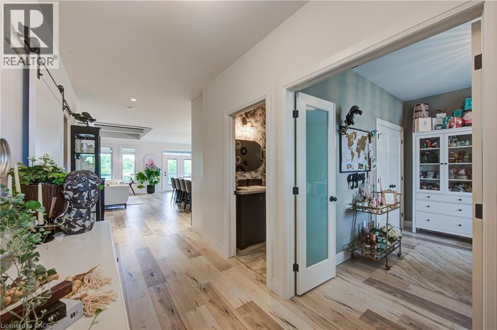 27 Ridgewood Crescent, St. Marys, Ontario  N4X 1E8 - Photo 4 - 40822107