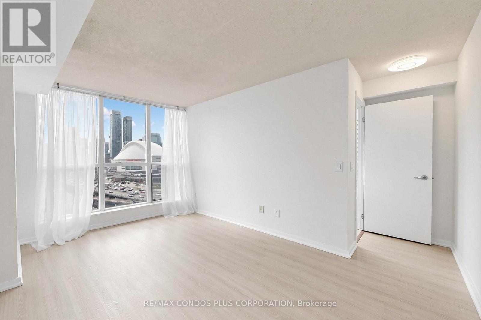 1412 - 208 Queens Quay W, Toronto, Ontario  M5J 2Y5 - Photo 12 - C13046622