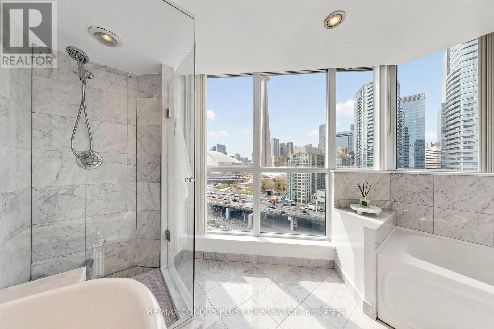 1412 - 208 Queens Quay W, Toronto, Ontario  M5J 2Y5 - Photo 14 - C13046622