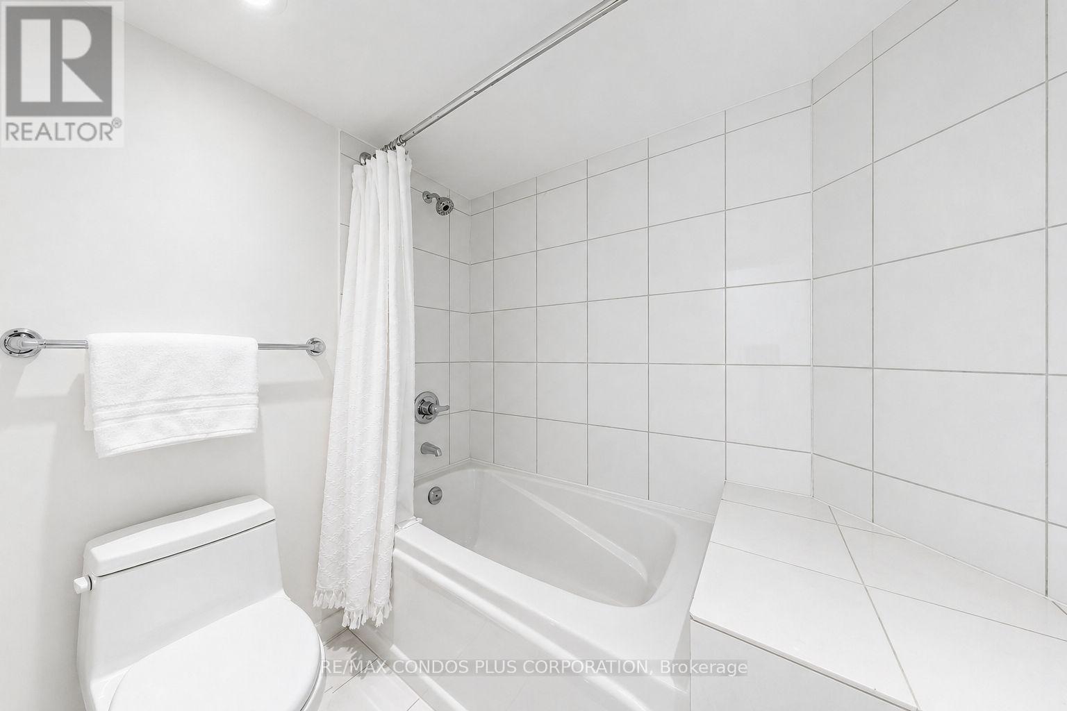 1412 - 208 Queens Quay W, Toronto, Ontario  M5J 2Y5 - Photo 26 - C13046622