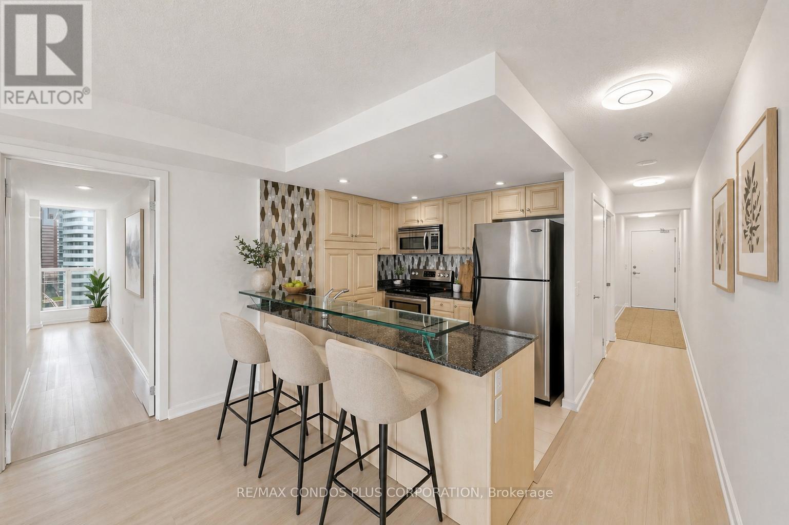 1412 - 208 Queens Quay W, Toronto, Ontario  M5J 2Y5 - Photo 8 - C13046622