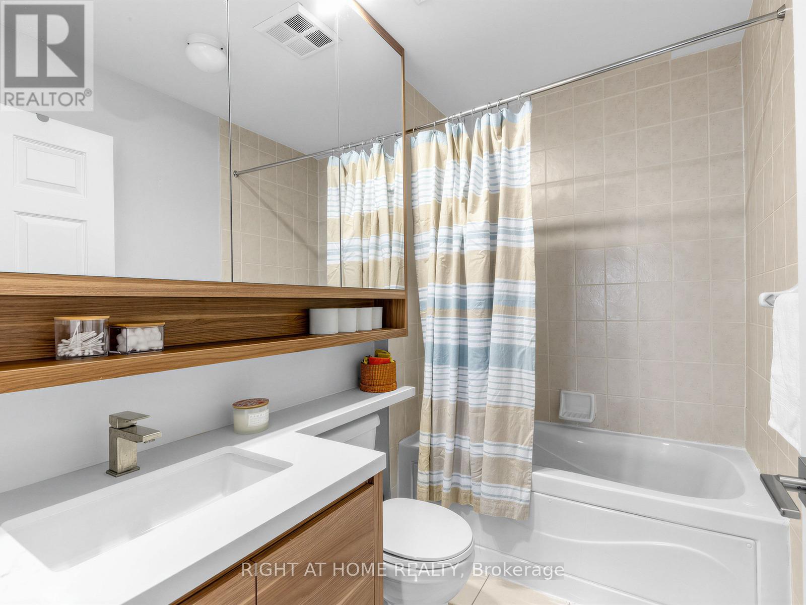 406 - 11 Christie Street, Toronto, Ontario  M6G 4C3 - Photo 22 - C13046624