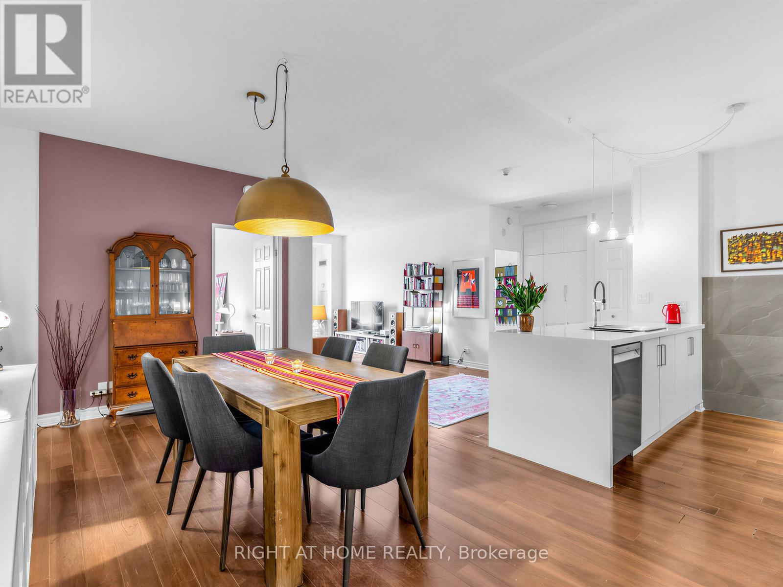 406 - 11 Christie Street, Toronto, Ontario  M6G 4C3 - Photo 3 - C13046624