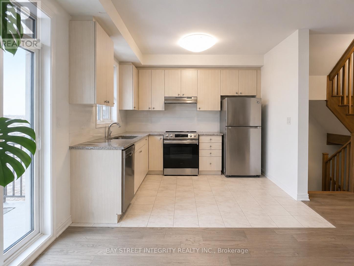 90 Imperial College Lane, Markham (Wismer), Ontario  L6E 2C2 - Photo 5 - N13046598